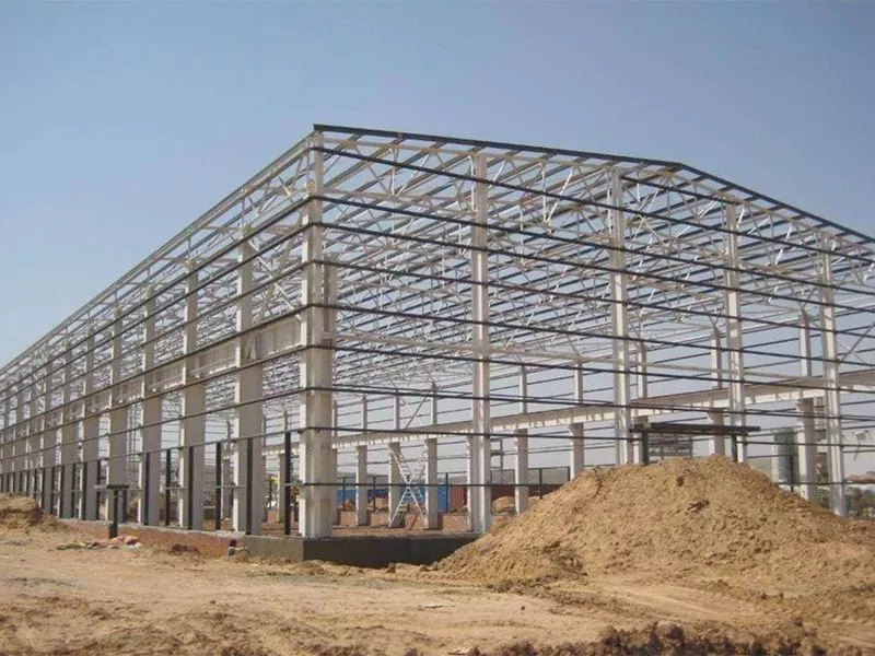 Ce face din clădirile fabricii de oțel cea mai bună soluție pentru extinderea industrială?