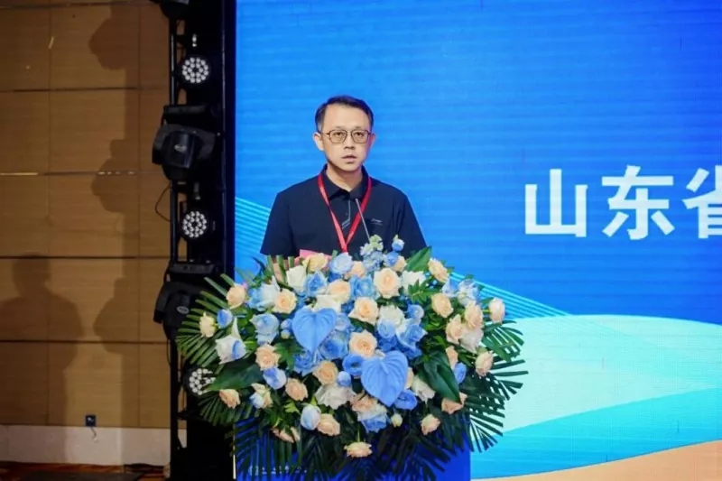 Accent pe dezvoltarea globală: Asociația Shandong Steel Structure Industry organizează cu succes o conferință de schimb de experiență privind internaționalizarea industrială