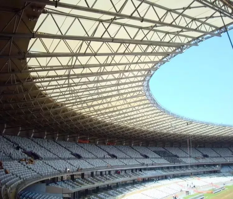 Stadionul cu țevi de oțel durabil