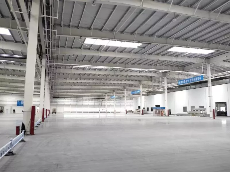 Construcție de depozite cu structură de oțel multifuncțional