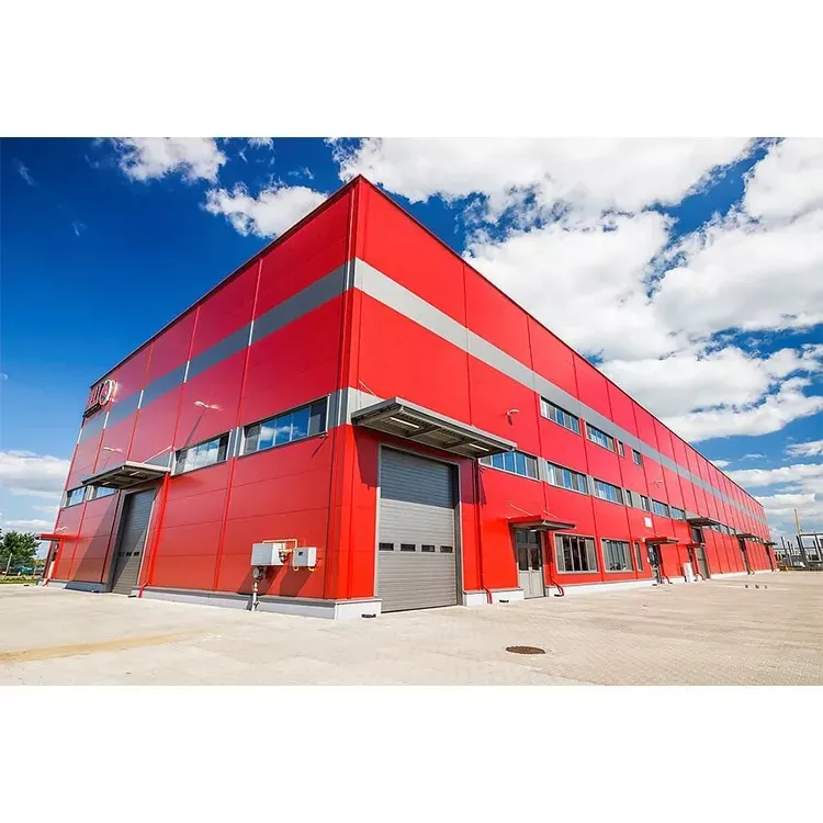 Depozit cu mai multe etaje cu structuri metalice