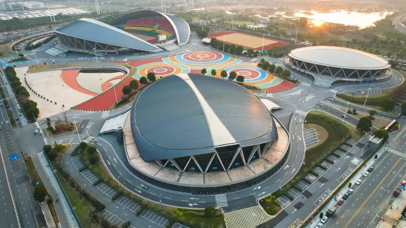 Constructii din oțel a stadionului internațional popular