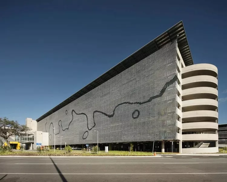 Garaj de parcare cu structura metalica